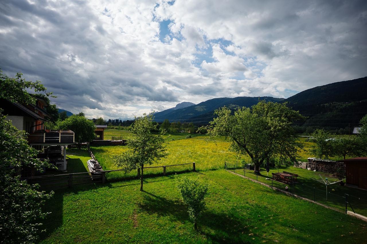 Apartmenthaus Strasswirt De Luxe Tröpolach Extérieur photo
