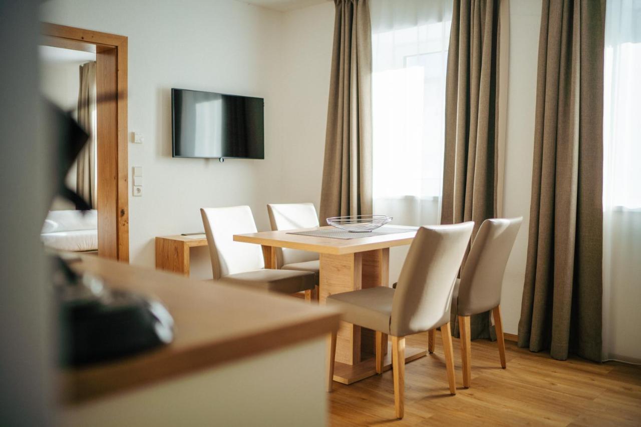 Apartmenthaus Strasswirt De Luxe Tröpolach Extérieur photo